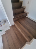 Schody z vinylu BUKOMA Dub Calvados Senec SK